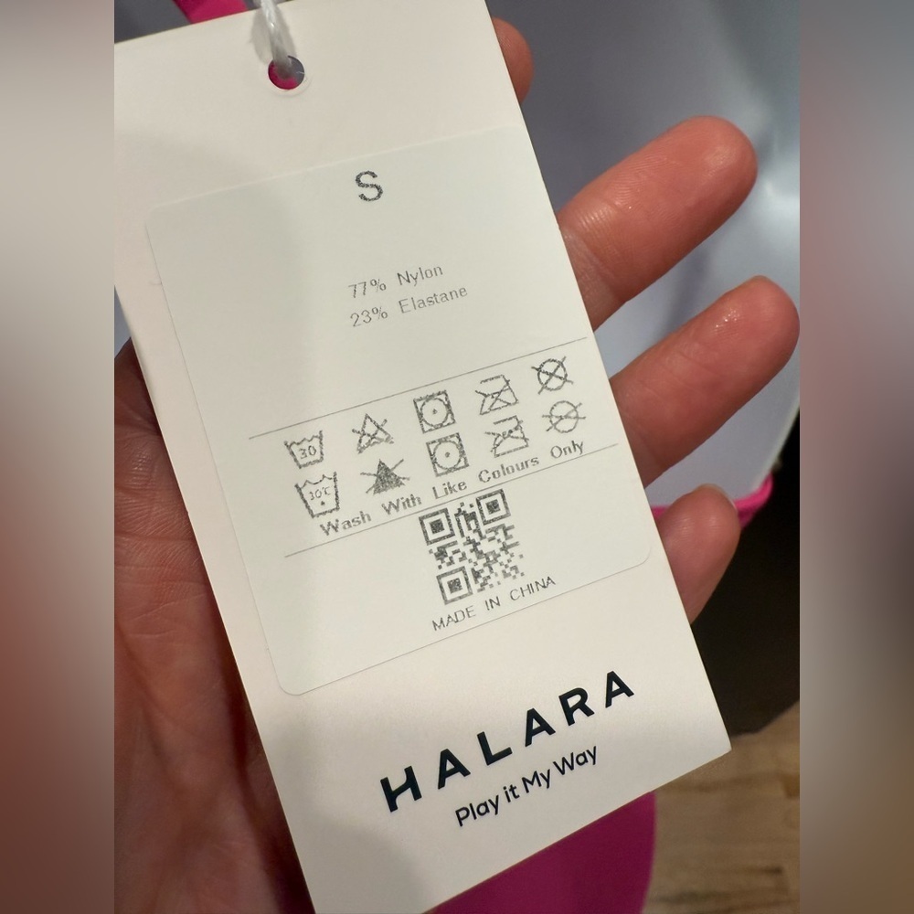 Halara Backless Cut Out Adjustable Strap 2-in-1 Pocket Cool Touch Size S - Picture 4 of 7